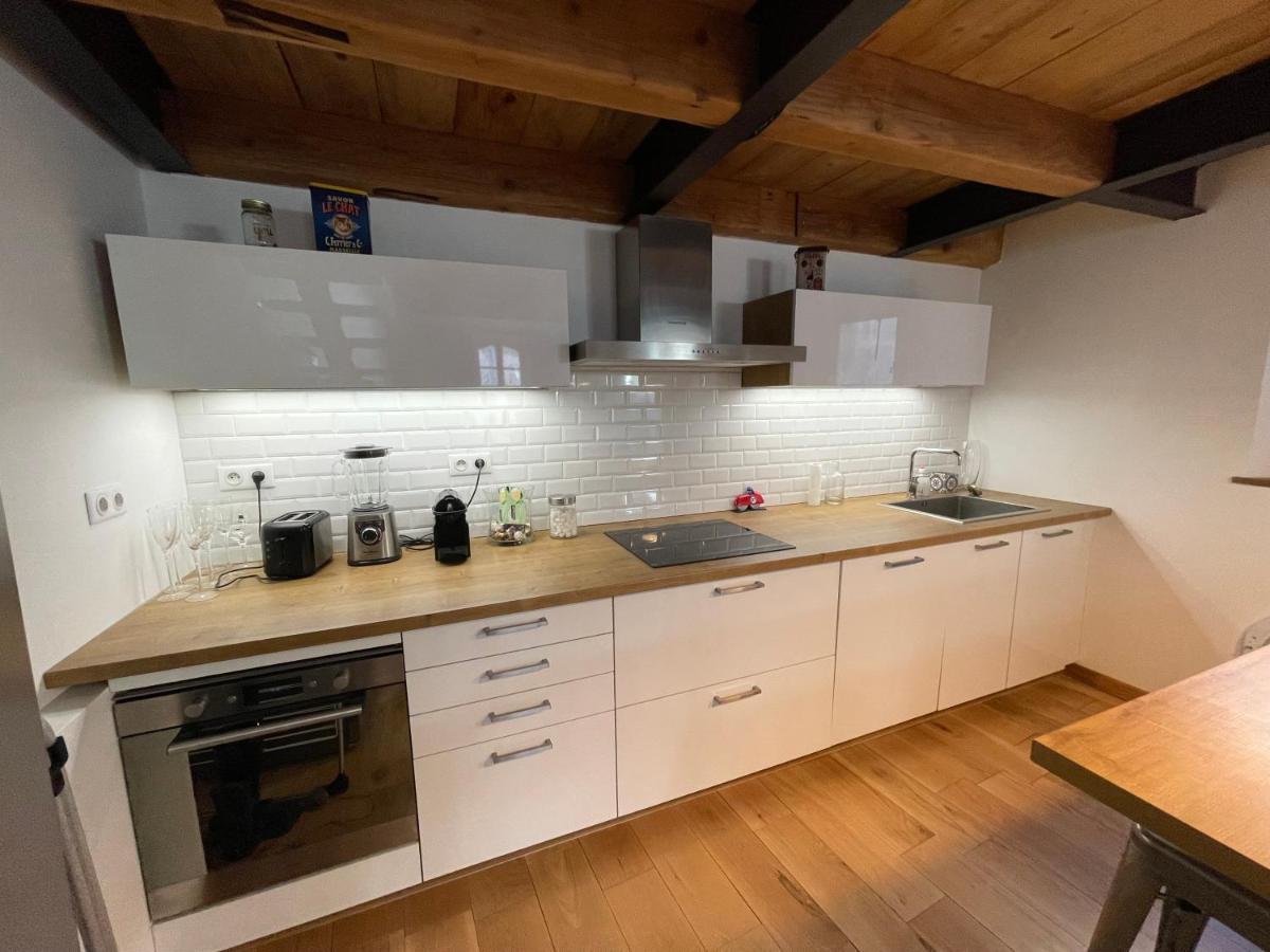 Duplex Avec Vue Sur Les Arenes Apartment Arles Exterior photo